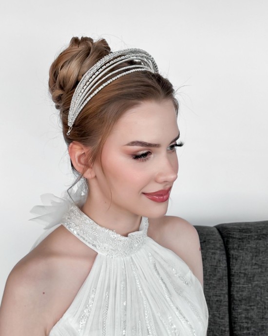 GEMMA ZİRKON TAŞLI SAÇ BANDI VE SAÇ AKSESUARI GEMMA ZİRKON TAŞLI SAÇ BANDI VE SAÇ AKSESUARI