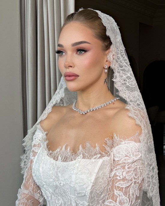 MALVINA PIRLANTA MONTUR ZİRKON TAŞLI SET MALVINA PIRLANTA MONTUR ZİRKON TAŞLI SET
